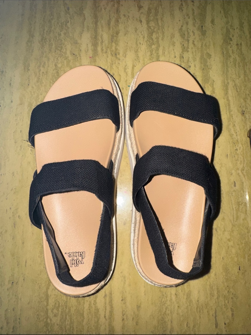 Wild Fable Black Elastic Strap Sandals